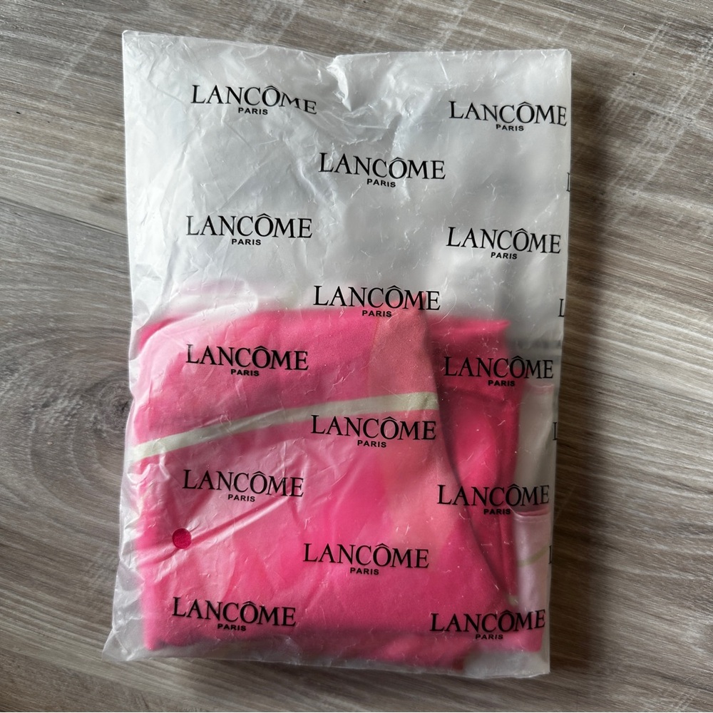 🌸NEW ~ Lancôme Paris Silk Square Scarf - Pink & White - Picture 4 of 10